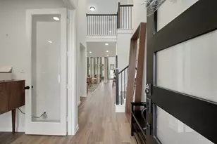 647 Sand Branch Dr, Conroe, TX 77304 - Photo 3