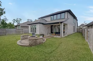 647 Sand Branch Dr, Conroe, TX 77304 - Photo 19