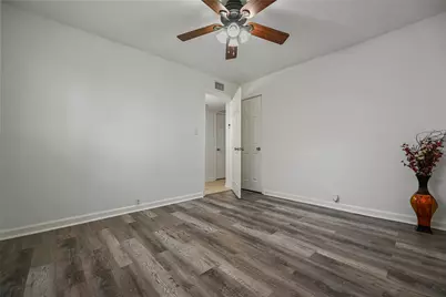 7510 Shadyvilla Lane #23, Houston, TX 77055 - Photo 19