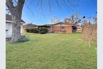 409 Midway Drive, Baytown, TX 77521 - Photo 27