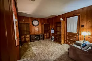 409 Midway Dr, Baytown, TX 77521 - Photo 17