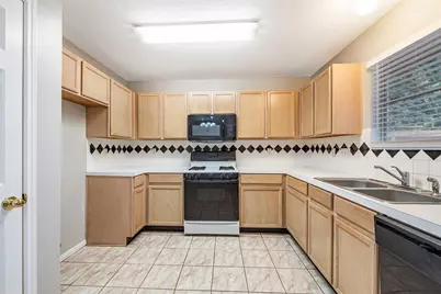 15226 Wyndham Trail, Houston, TX 77083 - Photo 11