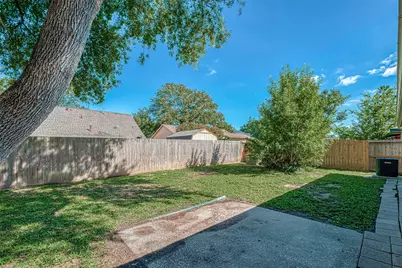 416 Heatherwood Court, League City, TX 77573 - Photo 29