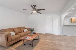 1414 23rd St, Huntsville, TX 77340 - Photo 9