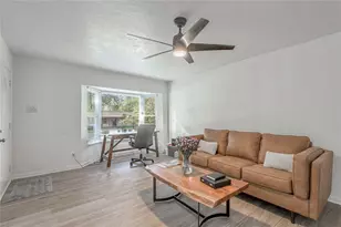 1414 23rd St, Huntsville, TX 77340 - Photo 11