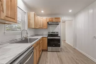 1414 23rd St, Huntsville, TX 77340 - Photo 17