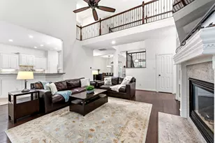 130 E Fairbranch Cir, The Woodlands, TX 77382 - Photo 19