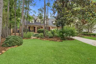 130 E Fairbranch Cir, The Woodlands, TX 77382 - Photo 3