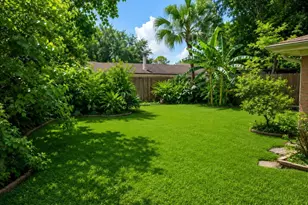 907 Redway Ln, Houston, TX 77062 - Photo 3