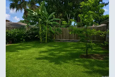 907 Redway Lane, Houston, TX 77062 - Photo 11