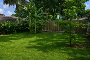 907 Redway Ln, Houston, TX 77062 - Photo 11