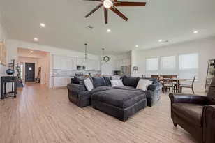 4417 Camden Lake Ln, Rosharon, TX 77583 - Photo 9