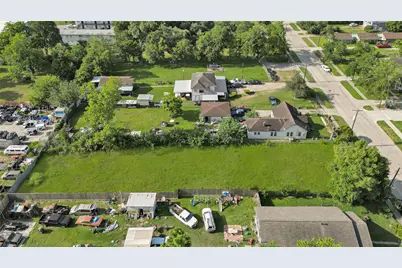 4612 Pickfair Street, Houston, TX 77026 - Photo 7