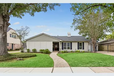 906 Walnut Bend Lane, Houston, TX 77042 - Photo 1