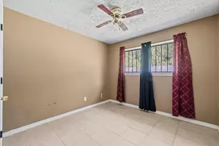 12731 Fern Forest Dr, Houston, TX 77044 - Photo 9