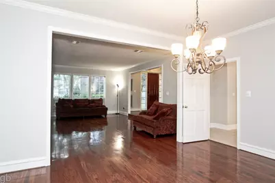 2918 Deer Creek Drive, Sugar Land, TX 77478 - Photo 9