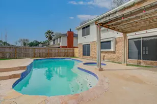 2211 S Mission Cir, Friendswood, TX 77546 - Photo 35