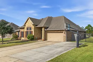 4115 Broadmoor Dr, Mont Belvieu, TX 77523 - Photo 39