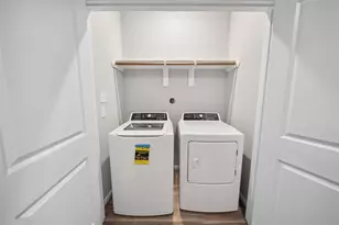 214 W Lewis St, Conroe, TX 77301 - Photo 15