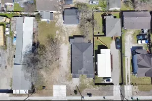 7919 Brays St, Houston, TX 77012 - Photo 9