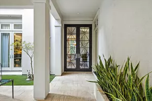 20 Eaton Square, Houston, TX 77027 - Photo 5