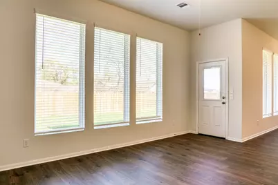 410 Magnolia Street, Richwood, TX 77566 - Photo 9