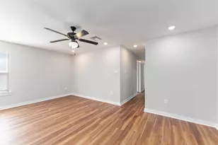 8617 Clarington St, Houston, TX 77016 - Photo 7