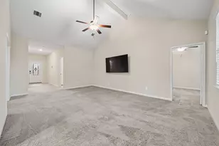 8985 Oval Glass St, Conroe, TX 77304 - Photo 5