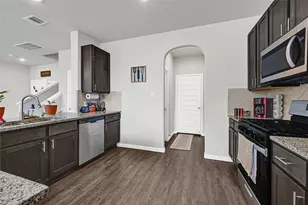 2935 August Mist Ct, Conroe, TX 77304 - Photo 7