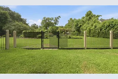 9400 Doliver Drive #21, Houston, TX 77063 - Photo 29