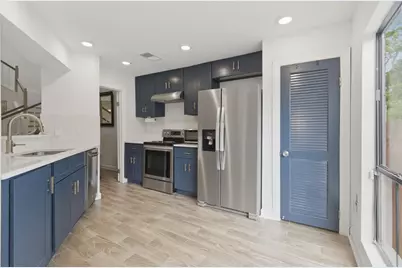 9400 Doliver Drive #21, Houston, TX 77063 - Photo 5