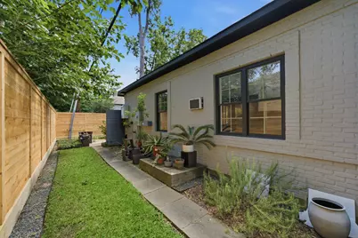 1601 Pine Chase Drive, Houston, TX 77055 - Photo 41