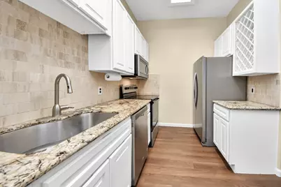 2710 Grants Lake Boulevard #H3, Sugar Land, TX 77479 - Photo 5