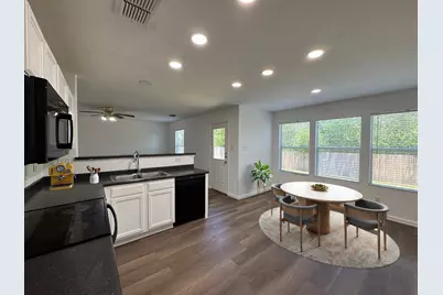 8611 Brisa Royale, San Antonio, TX 78251 - Photo 5