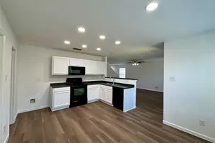 8611 Brisa Royale, San Antonio, TX 78251 - Photo 7