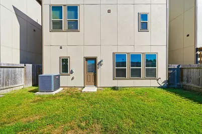 4011 Centre Glen Drive, Houston, TX 77043 - Photo 17