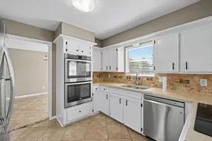 24915 Butterwick Dr, Spring, TX 77389 - Photo 7