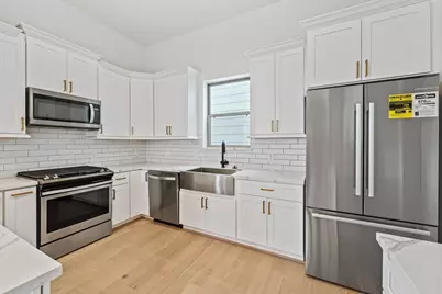 1108 Brooks Street, Houston, TX 77009 - Photo 11