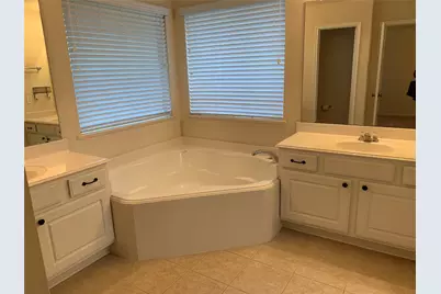 13223 Heather Falls Drive, Houston, TX 77065 - Photo 5
