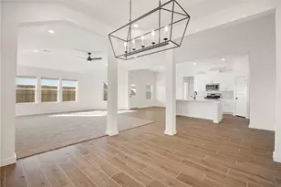 3222 Emerald Hills Dr, Angleton, TX 77515 - Photo 5