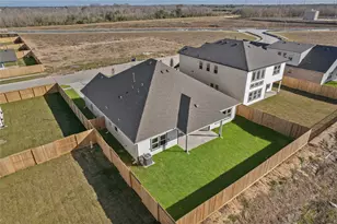 3222 Emerald Hills Dr, Angleton, TX 77515 - Photo 31