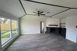 13722 New Village Ln, Sugar Land, TX 77498 - Photo 9