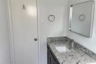 13722 New Village Ln, Sugar Land, TX 77498 - Photo 13