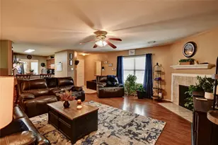 7411 Fox Scene Dr, Humble, TX 77338 - Photo 3