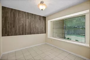 9718 Shady Tree Ln, Houston, TX 77086 - Photo 11