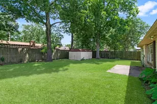 9718 Shady Tree Ln, Houston, TX 77086 - Photo 27