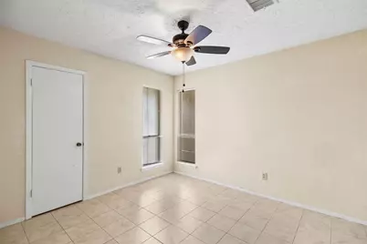 9718 Shady Tree Lane, Houston, TX 77086 - Photo 19