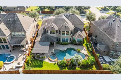 10507 Grace Hollow Drive, Cypress, TX 77433 - Photo 9