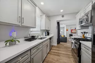 2410 Truxillo St, Houston, TX 77004 - Photo 9