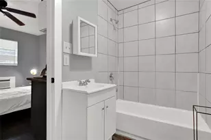 3714 Dabney St, Houston, TX 77026 - Photo 11